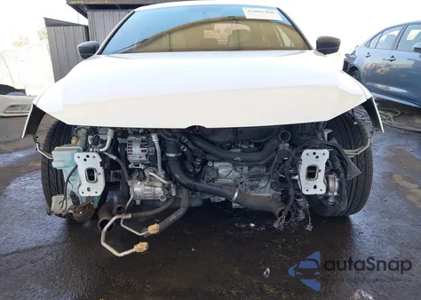 2016 Volkswagen Jetta 1.8T Sport z USA, uszkodzony, nr VIN 3VWD17AJXGM345538